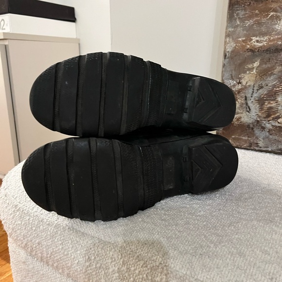 ✨ HUNTER Glossy Black Rain Boots - Picture 10 of 10